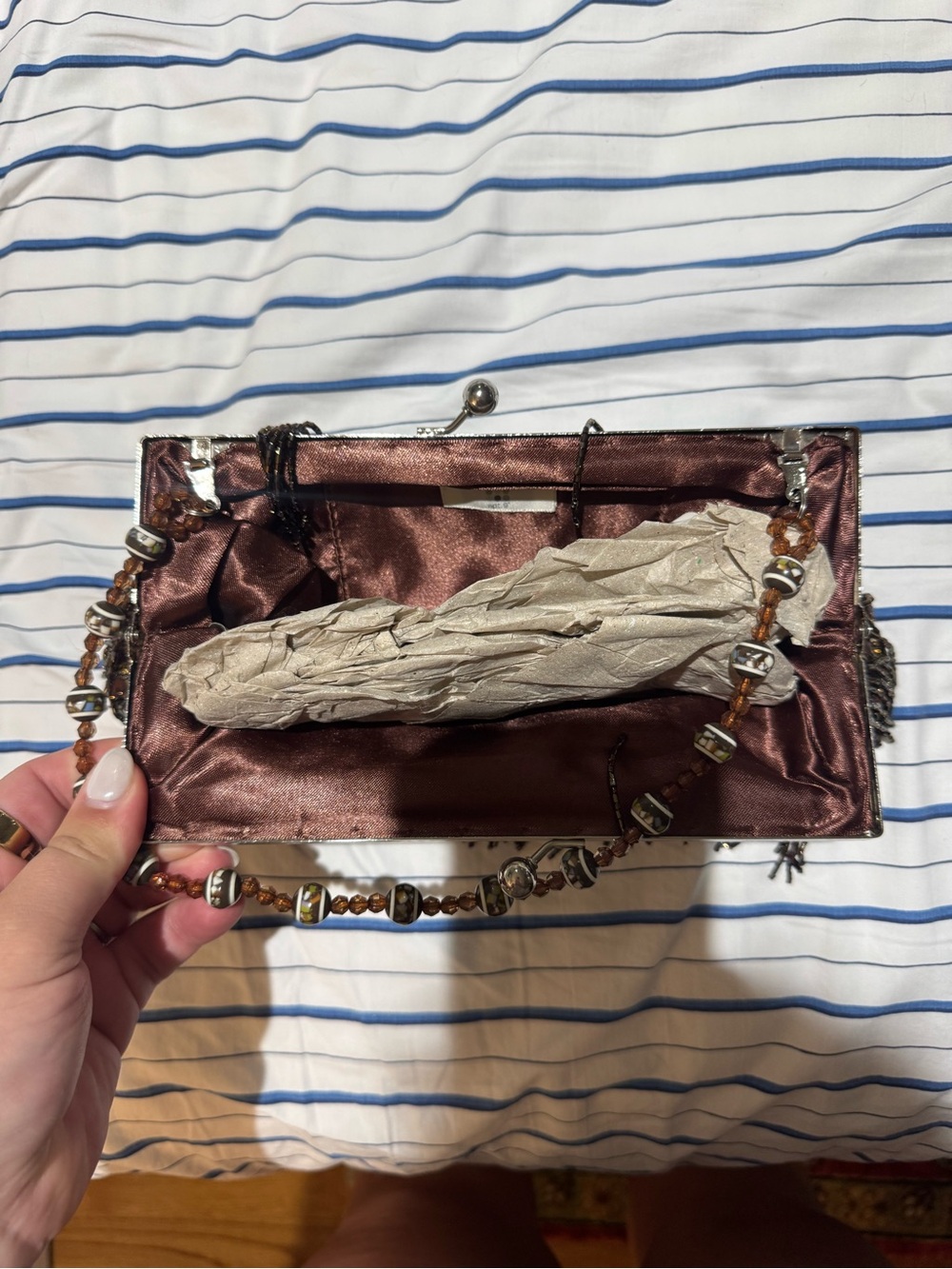 Beaded Fringe Evening Clutch Handbag in Deep Mauve - Picture 3 of 4